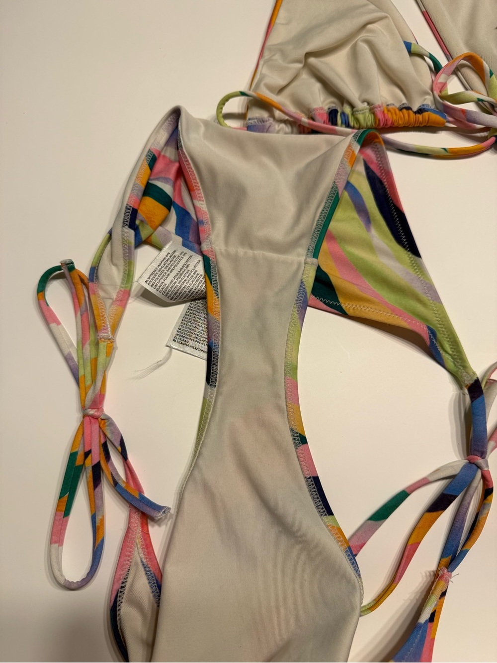 H&M x Kehlani Multicolor Wave Abstract Print String Bikini Set | Size 6 - Picture 11 of 11